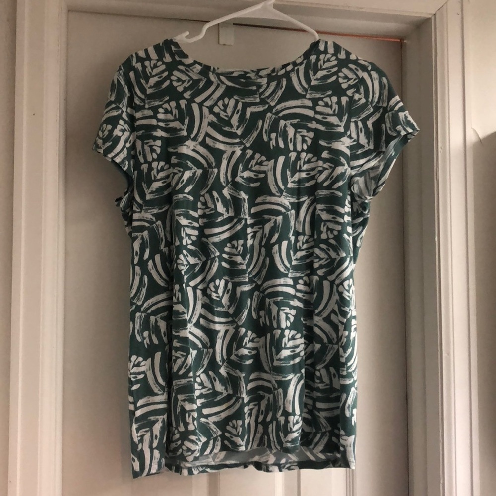 Loft - large T-shirt. Leaf print